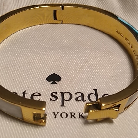 Kate Spade - Picture 5 of 8